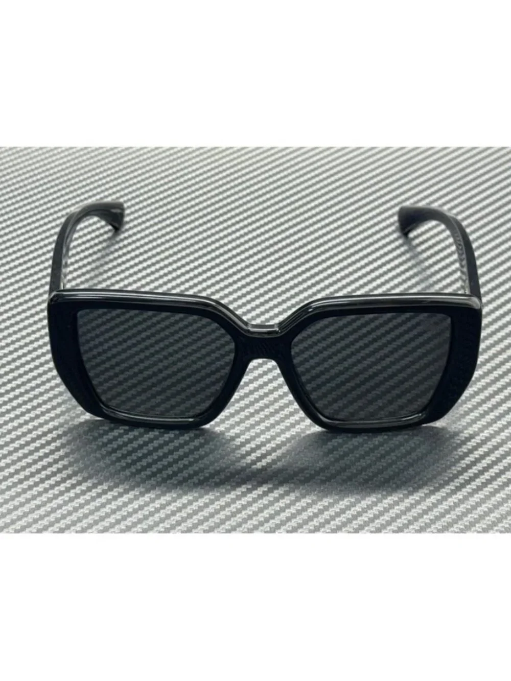 New Burberry Women Black Sunglasses -17-140